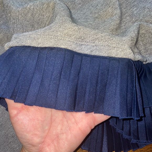 JCrew long sleeve sweater size xl - Picture 3 of 5